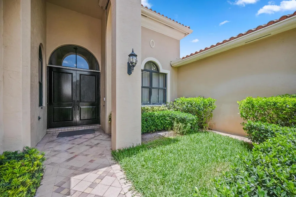 4445 Island Reef Drive Wellington, FL 33449
