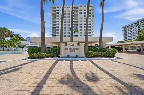 5200 OCEAN BOULEVARD #914A