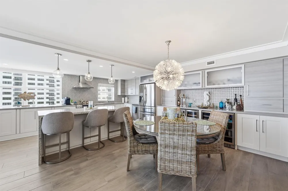 5200 OCEAN BOULEVARD #914A Lauderdale By The Sea, FL 33308
