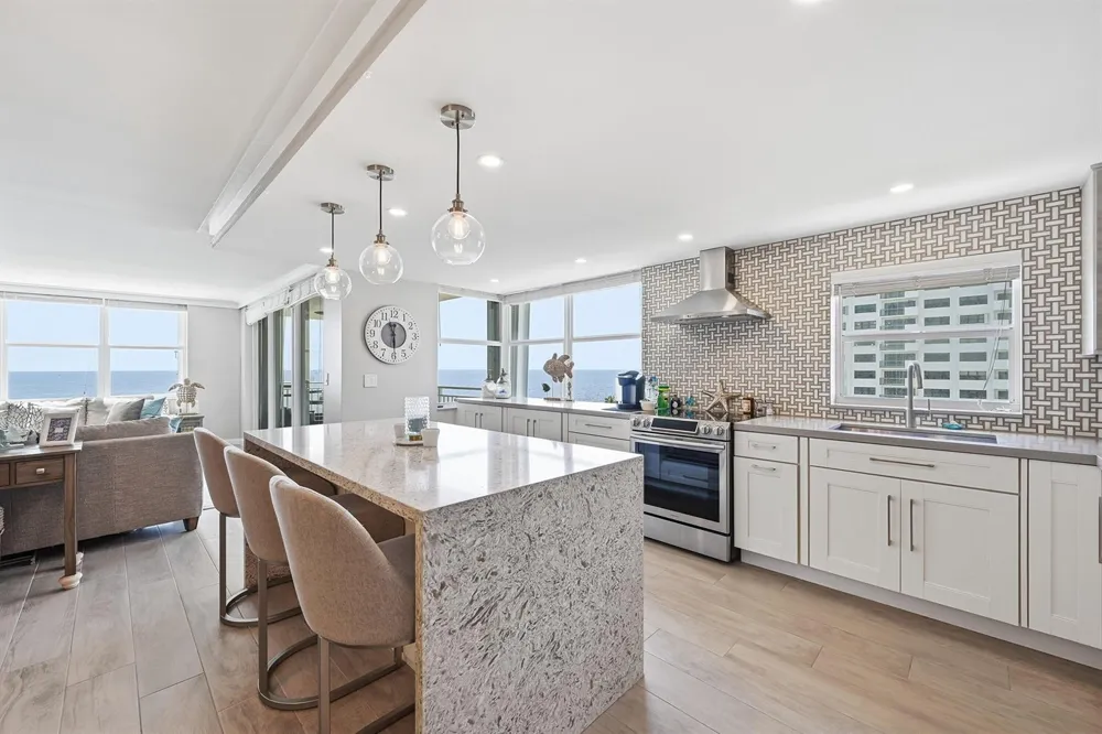 5200 OCEAN BOULEVARD #914A Lauderdale By The Sea, FL 33308