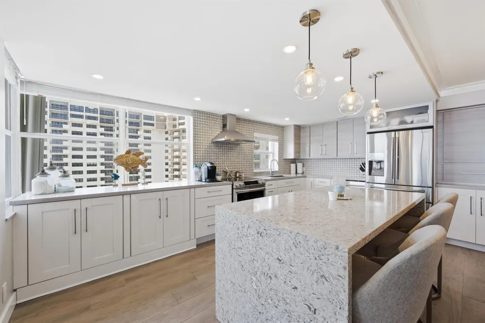 5200 OCEAN BOULEVARD #914A Lauderdale By The Sea, FL 33308