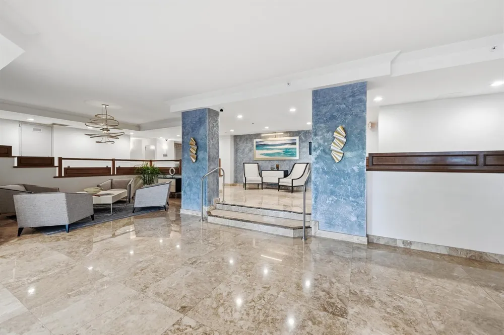 5200 OCEAN BOULEVARD #914A Lauderdale By The Sea, FL 33308