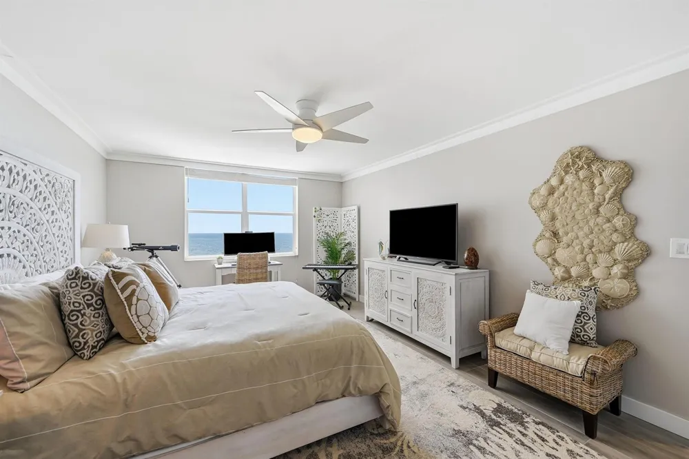 5200 OCEAN BOULEVARD #914A Lauderdale By The Sea, FL 33308