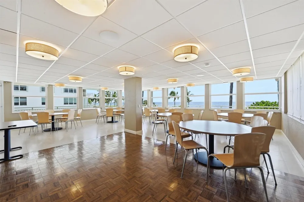 5200 OCEAN BOULEVARD #914A Lauderdale By The Sea, FL 33308
