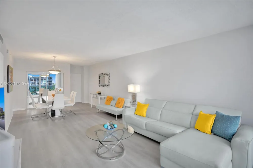 3000 S Ocean Dr #412 (Available Sep 1) Hollywood, FL 33019