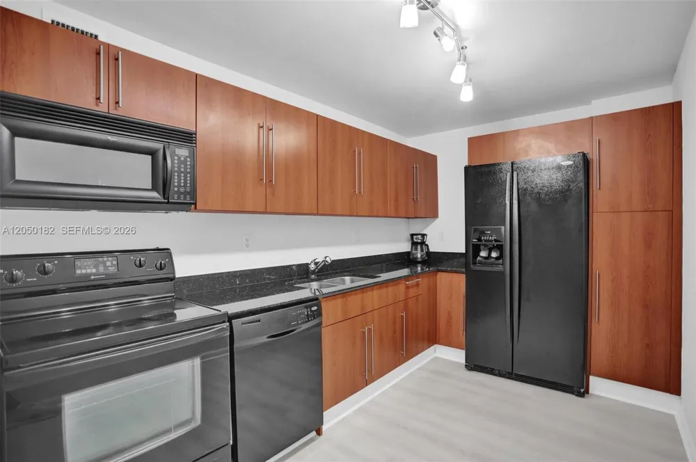 3000 S Ocean Dr #412 (Available Sep 1) Hollywood, FL 33019