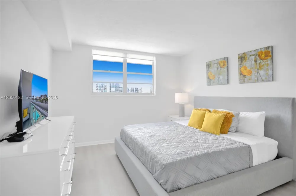 3000 S Ocean Dr #412 (Available Sep 1) Hollywood, FL 33019