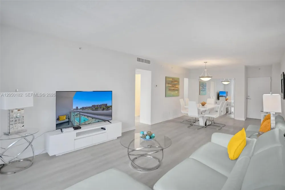 3000 S Ocean Dr #412 (Available Sep 1) Hollywood, FL 33019