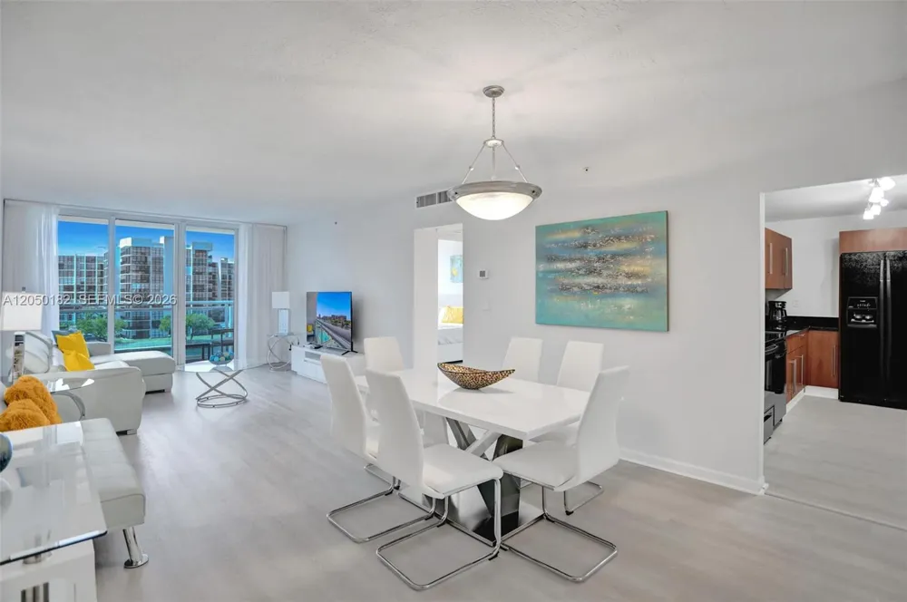 3000 S Ocean Dr #412 (Available Sep 1) Hollywood, FL 33019