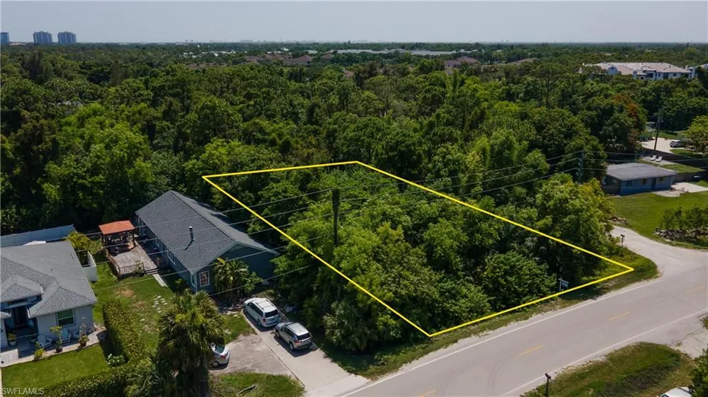 20190 Trailside Drive Estero, FL 33928