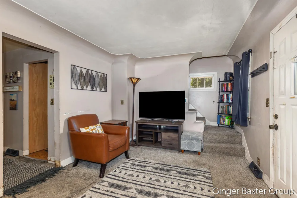 2600 Day Avenue NW Walker City, MI 49544