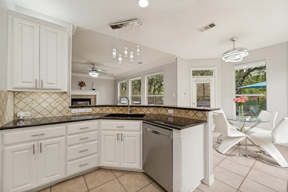 117 Red Bluff Drive Hickory Creek, TX 75065