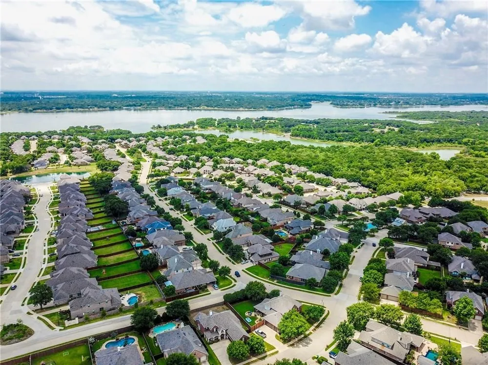 117 Red Bluff Drive Hickory Creek, TX 75065
