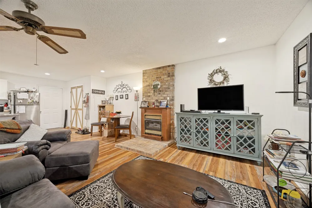 402 Jones Street Tom Bean, TX 75489