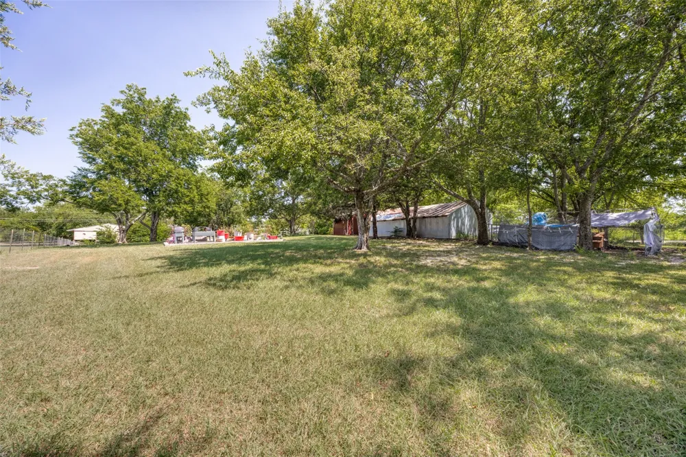 402 Jones Street Tom Bean, TX 75489