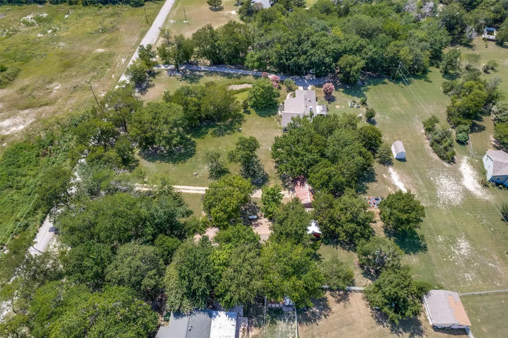 402 Jones Street Tom Bean, TX 75489