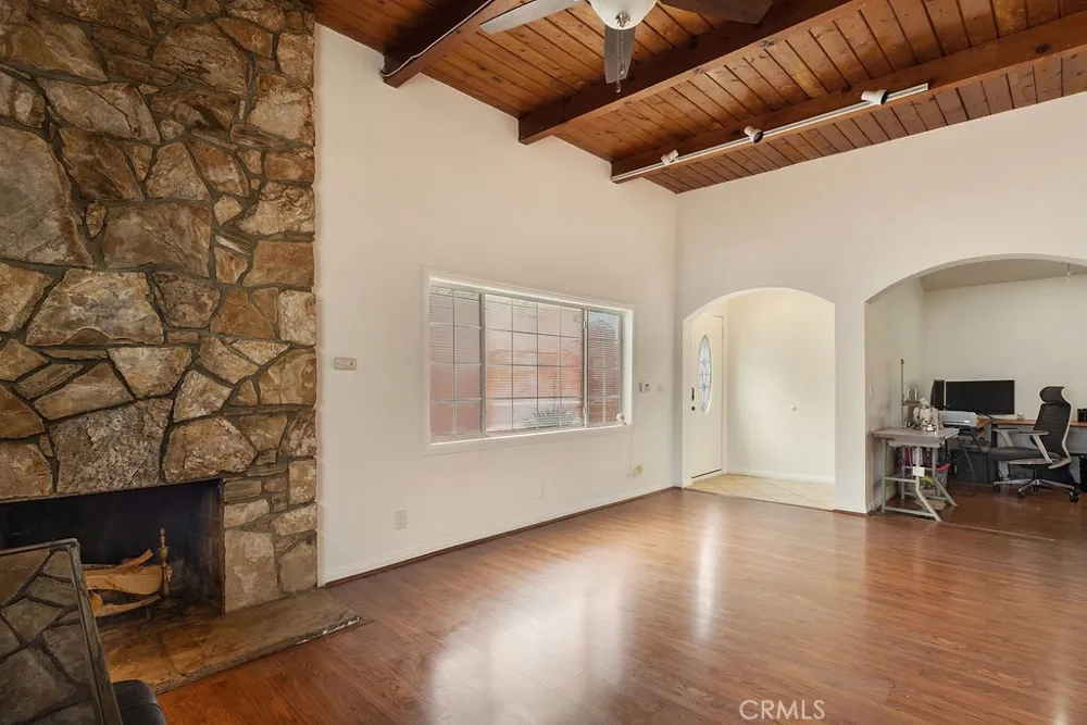 4019 Barrett Road Los Angeles, CA 90032
