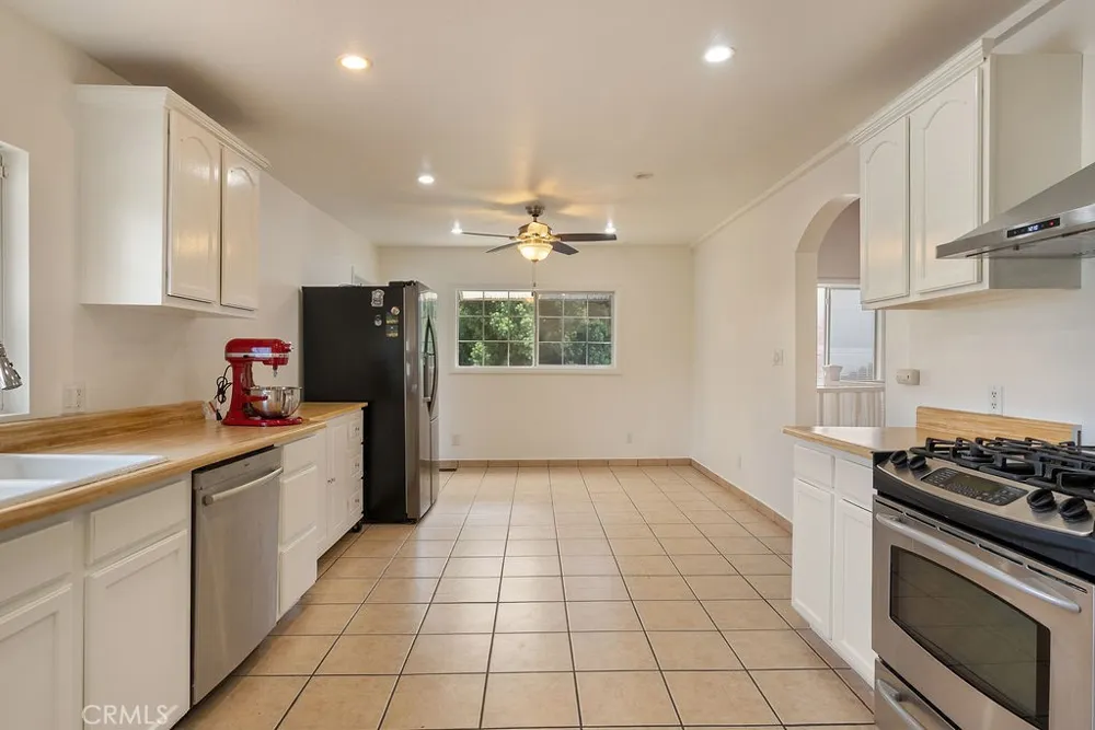 4019 Barrett Road Los Angeles, CA 90032