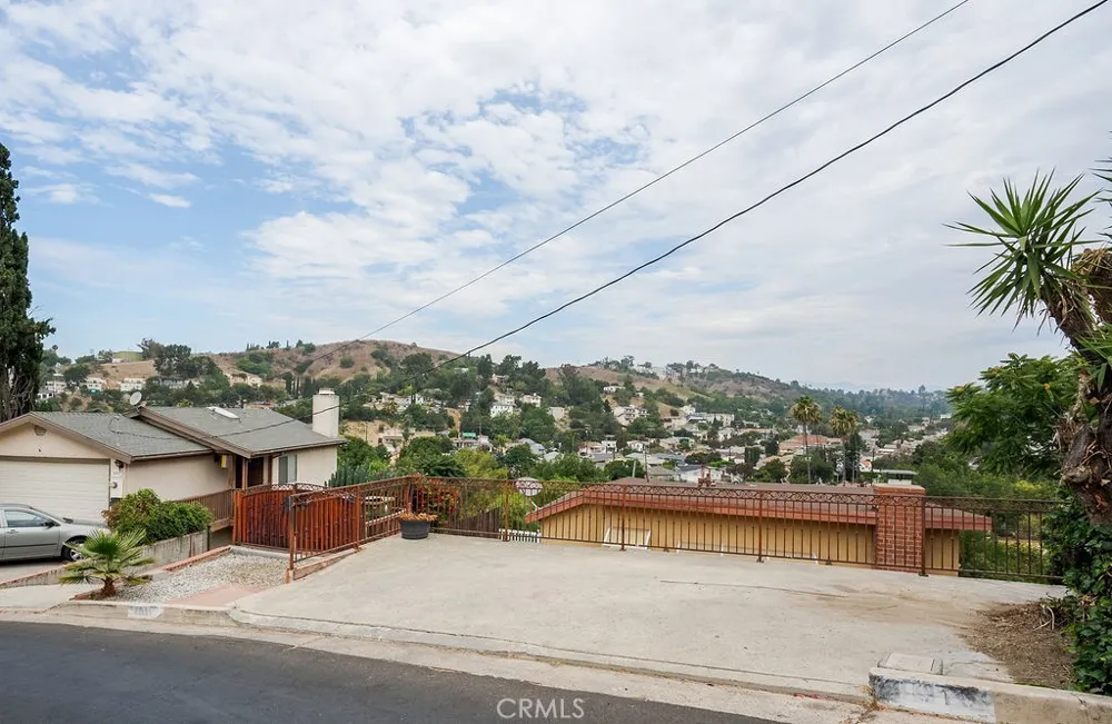 4019 Barrett Road Los Angeles, CA 90032