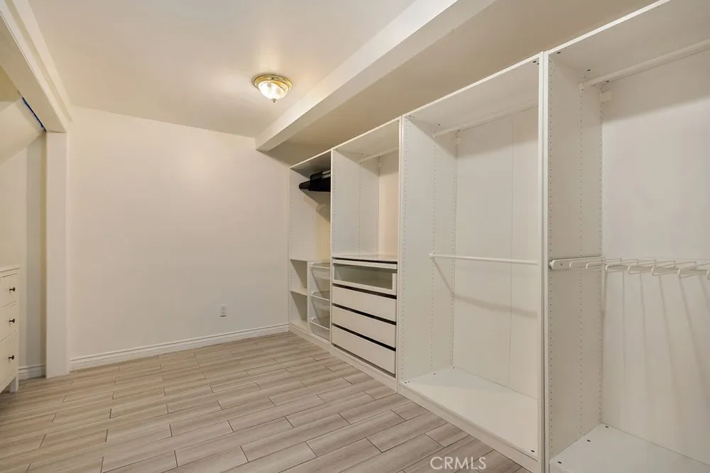 4019 Barrett Road Los Angeles, CA 90032