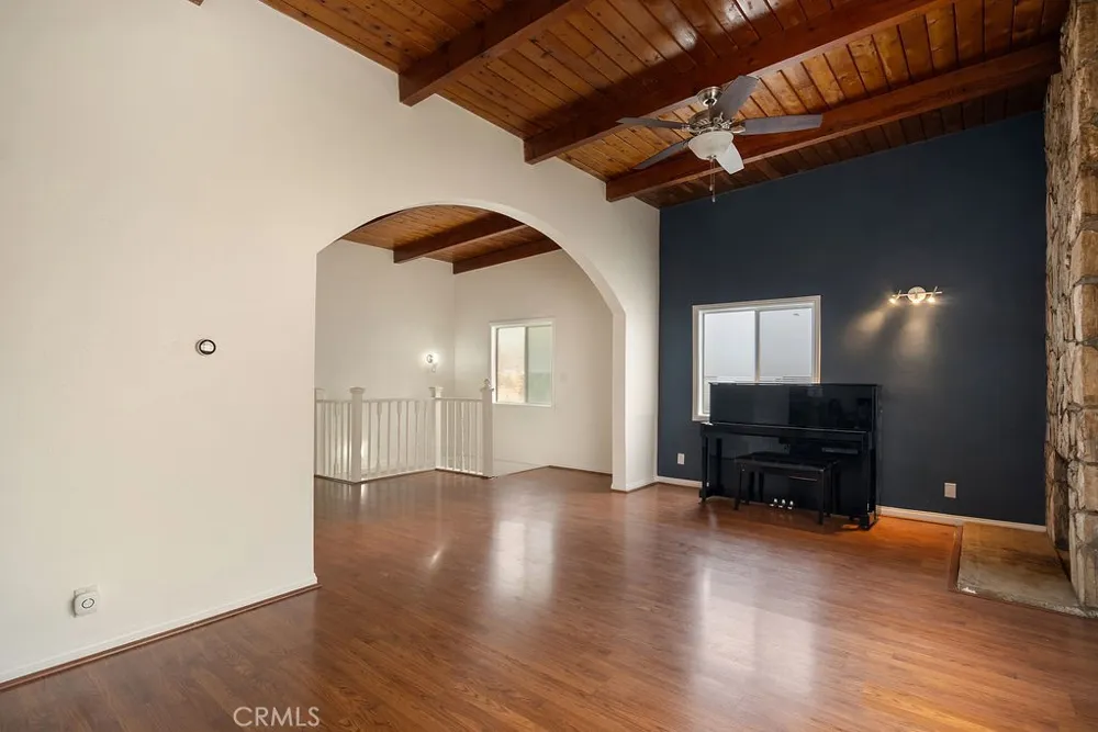 4019 Barrett Road Los Angeles, CA 90032