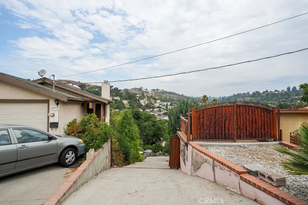 4019 Barrett Road Los Angeles, CA 90032