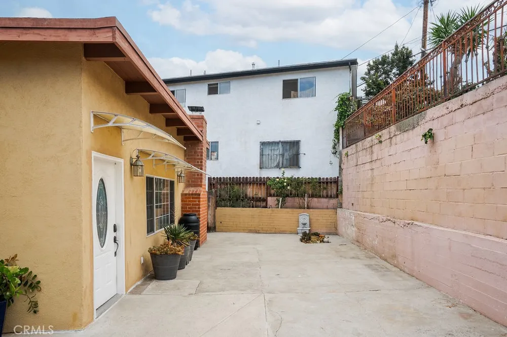 4019 Barrett Road Los Angeles, CA 90032