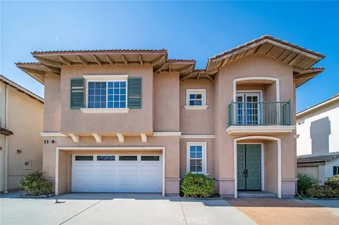 1328 S Del Mar