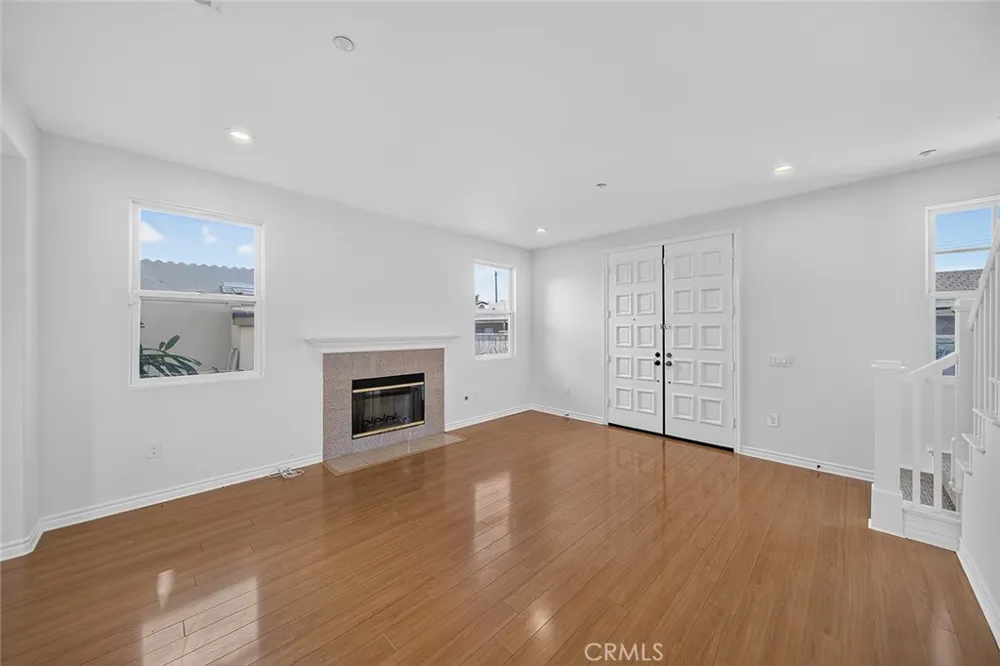 1328 S Del Mar San Gabriel, CA 91776