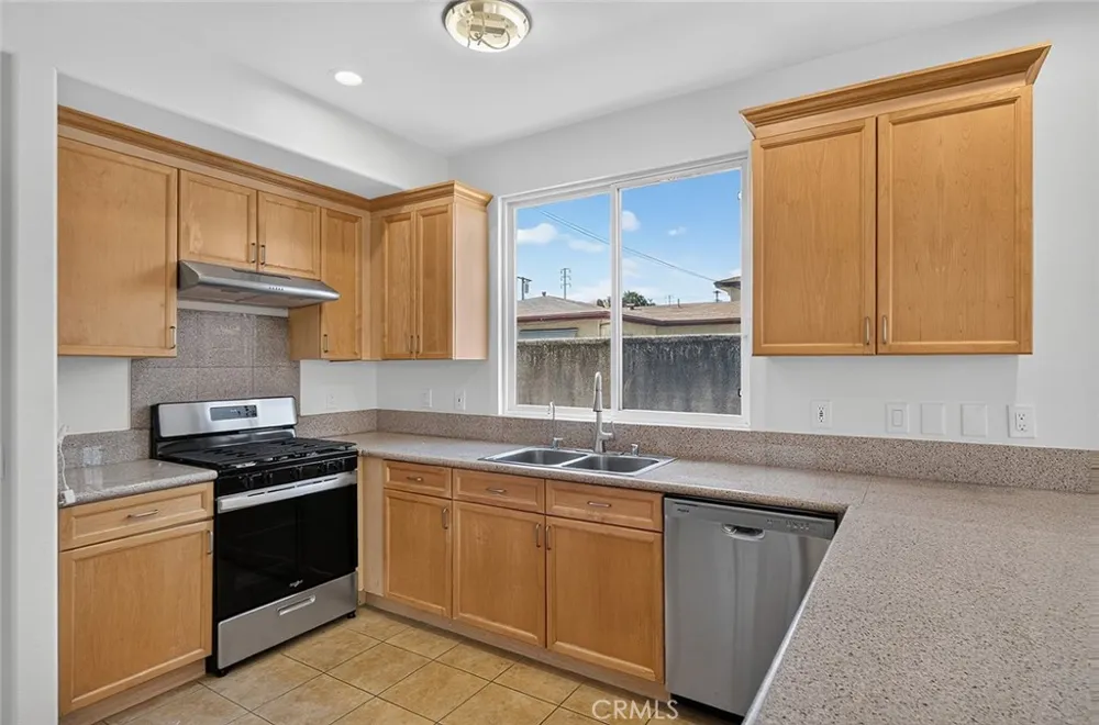 1328 S Del Mar San Gabriel, CA 91776