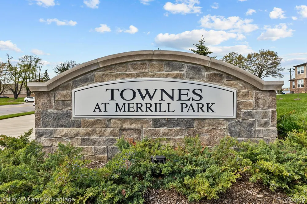 836 Addison Circle Commerce Charter Township, MI 48390