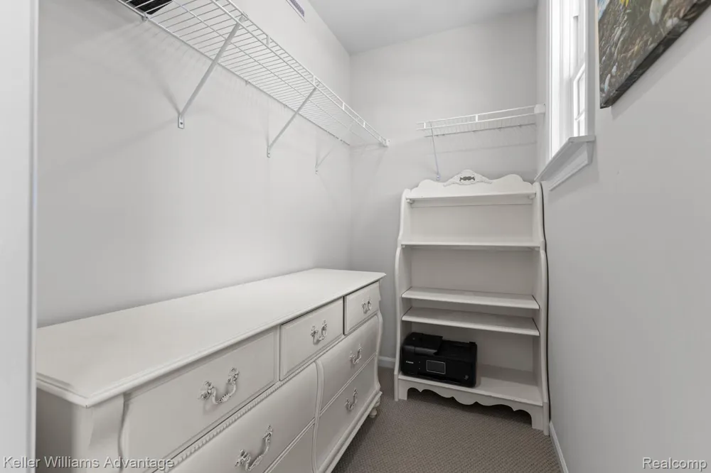 836 Addison Circle Commerce Charter Township, MI 48390