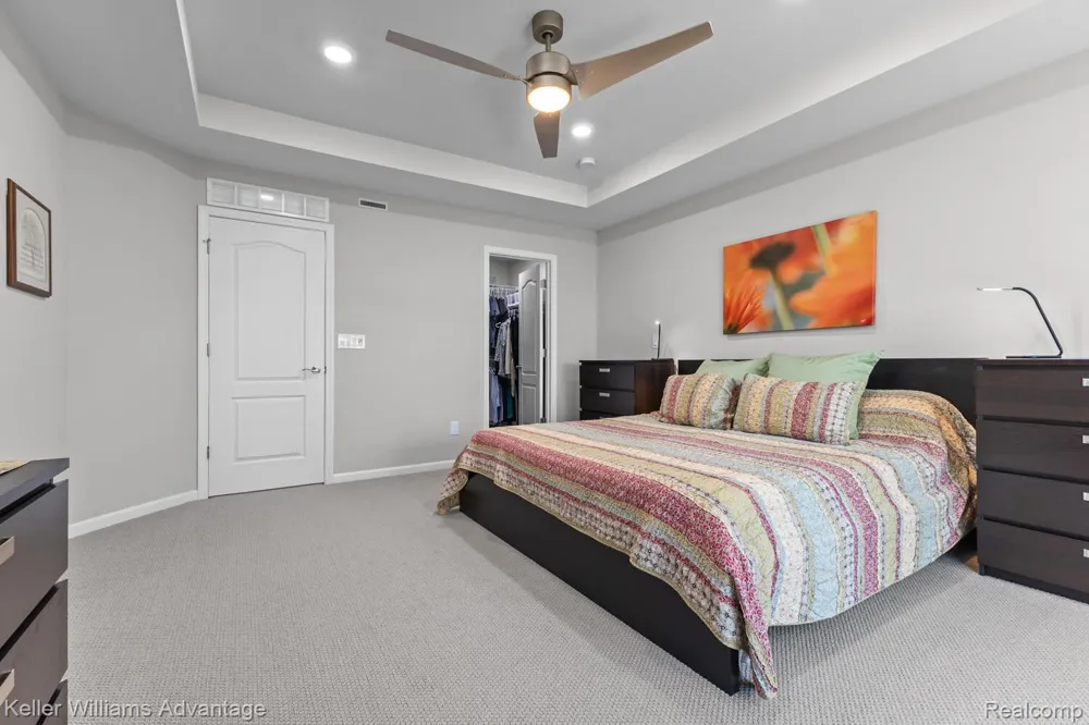 836 Addison Circle Commerce Charter Township, MI 48390