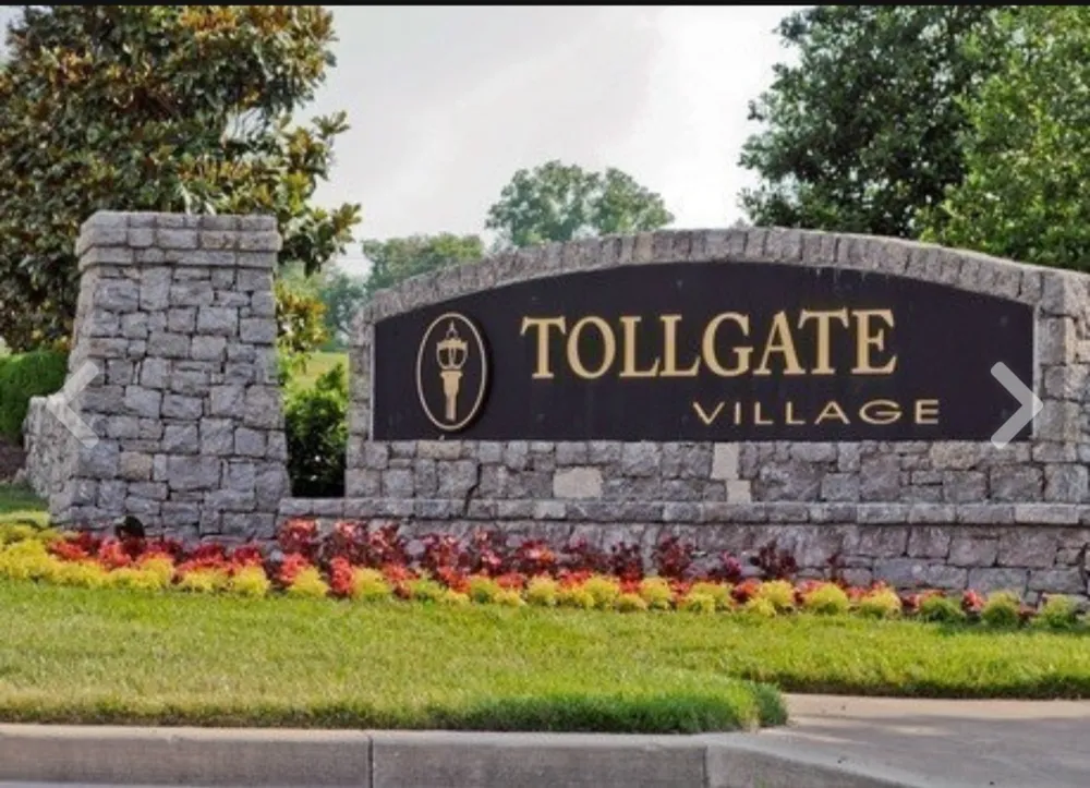 2101 Branford Pl #203 Thompsons Station, TN 37179