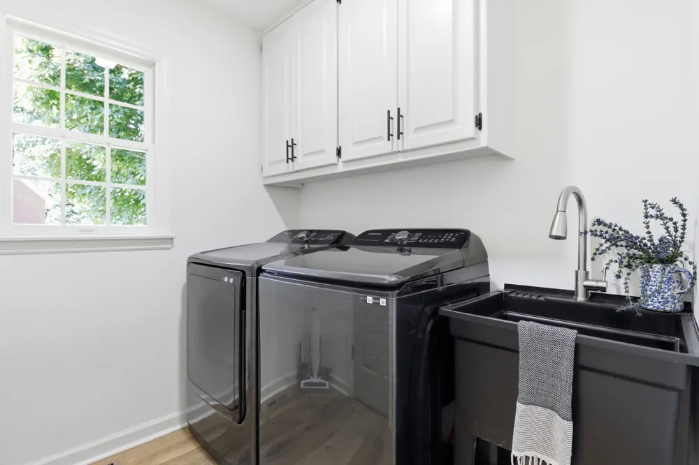 42 Starboard Ct Estill Springs, TN 37330