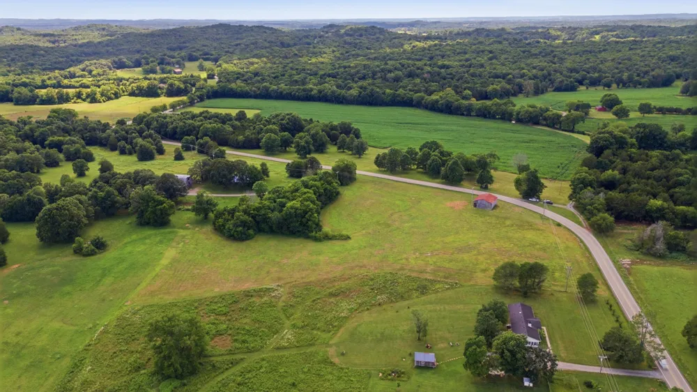 10 Flat Creek Road Spring Hill, TN 37174