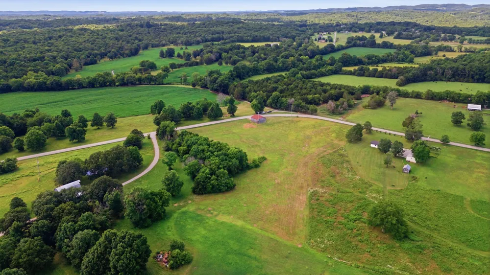 10 Flat Creek Road Spring Hill, TN 37174