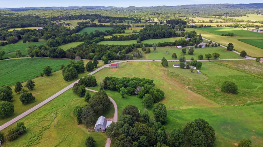 10 Flat Creek Road Spring Hill, TN 37174