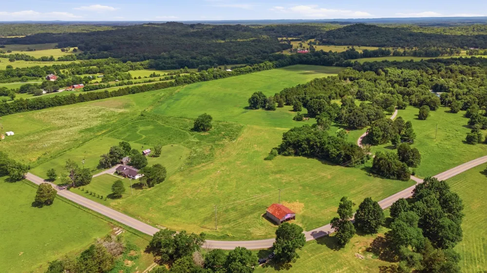 10 Flat Creek Road Spring Hill, TN 37174