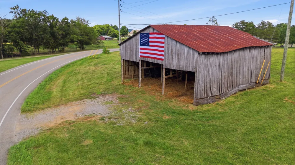 10 Flat Creek Road Spring Hill, TN 37174