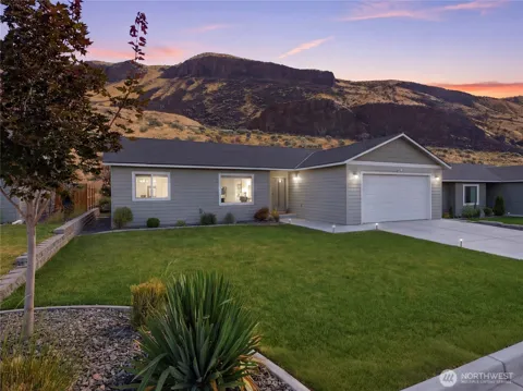 159 George Loop