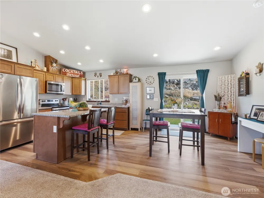 159 George Loop Rock Island, WA 98850