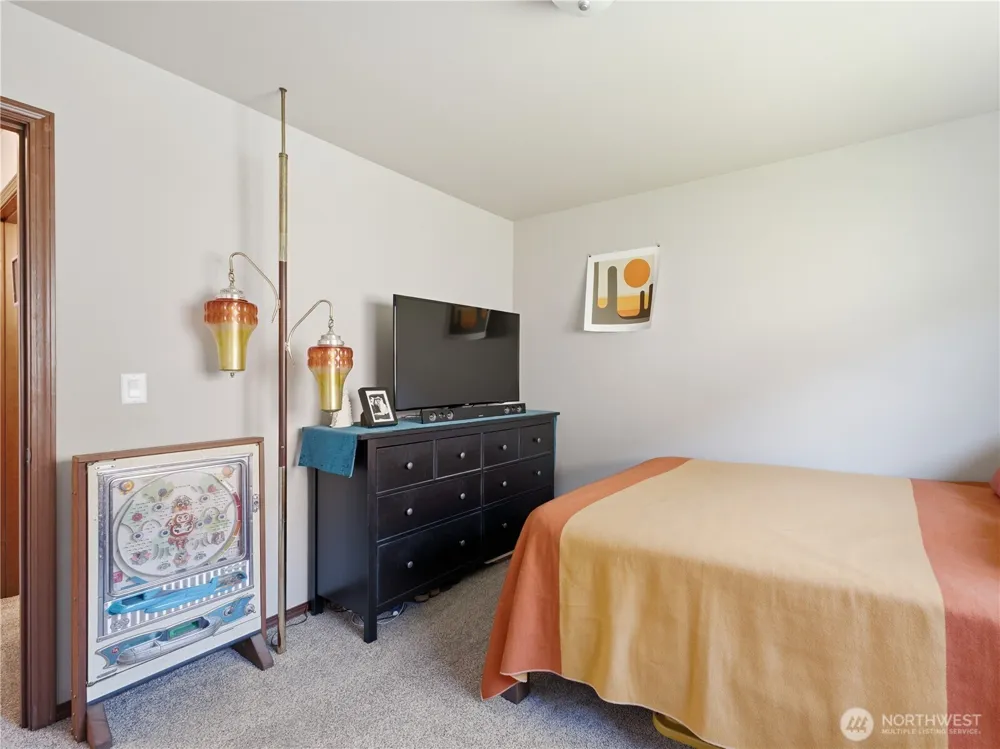 159 George Loop Rock Island, WA 98850