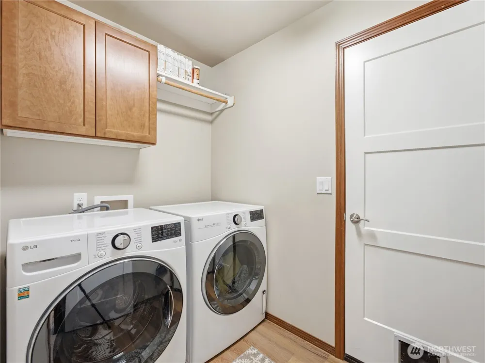159 George Loop Rock Island, WA 98850