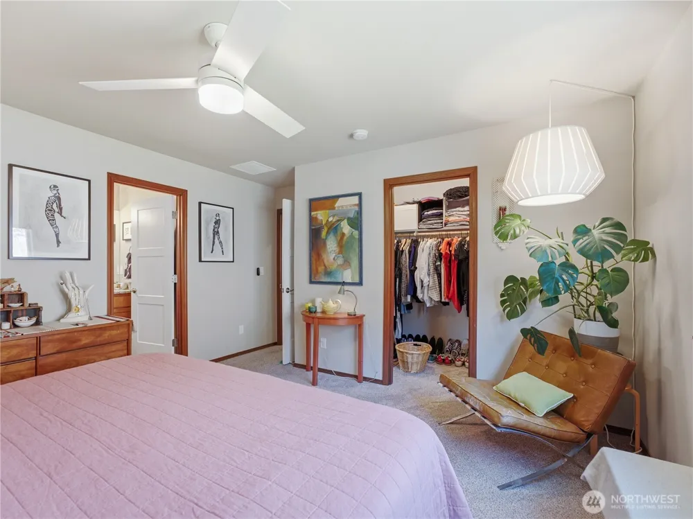 159 George Loop Rock Island, WA 98850