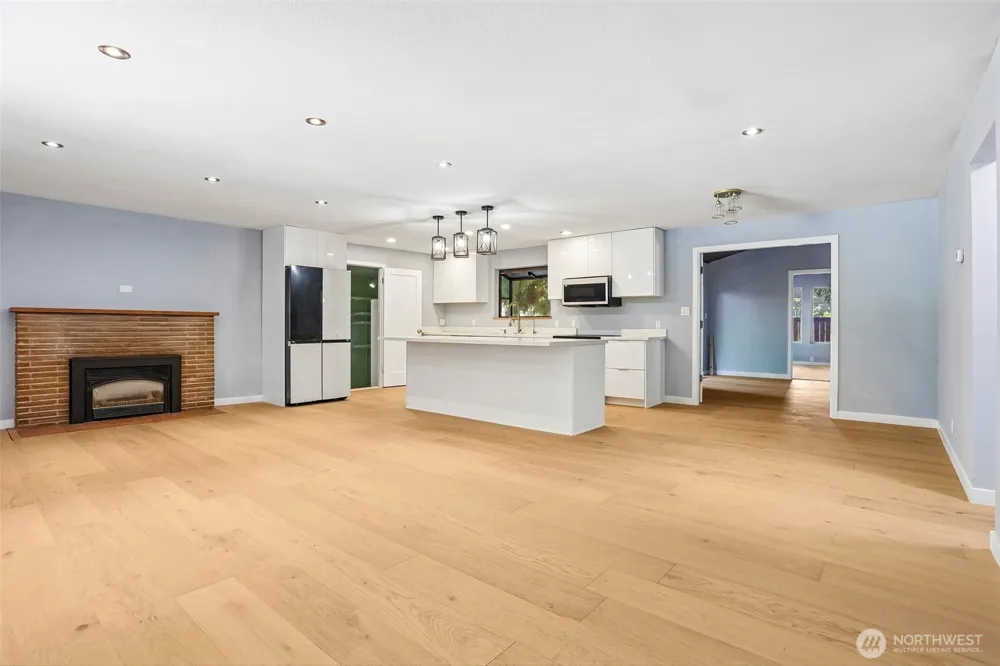 16220 Ambaum Boulevard S Burien, WA 98148