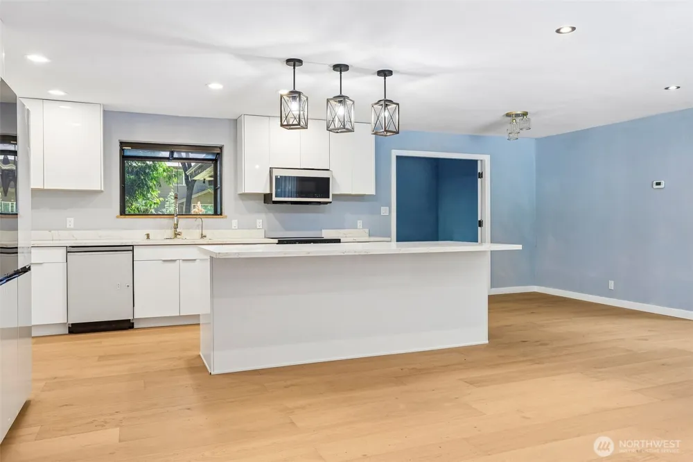 16220 Ambaum Boulevard S Burien, WA 98148