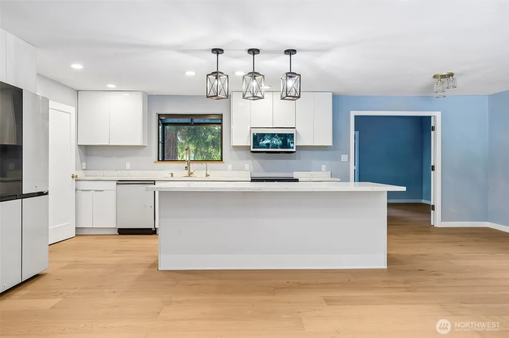 16220 Ambaum Boulevard S Burien, WA 98148