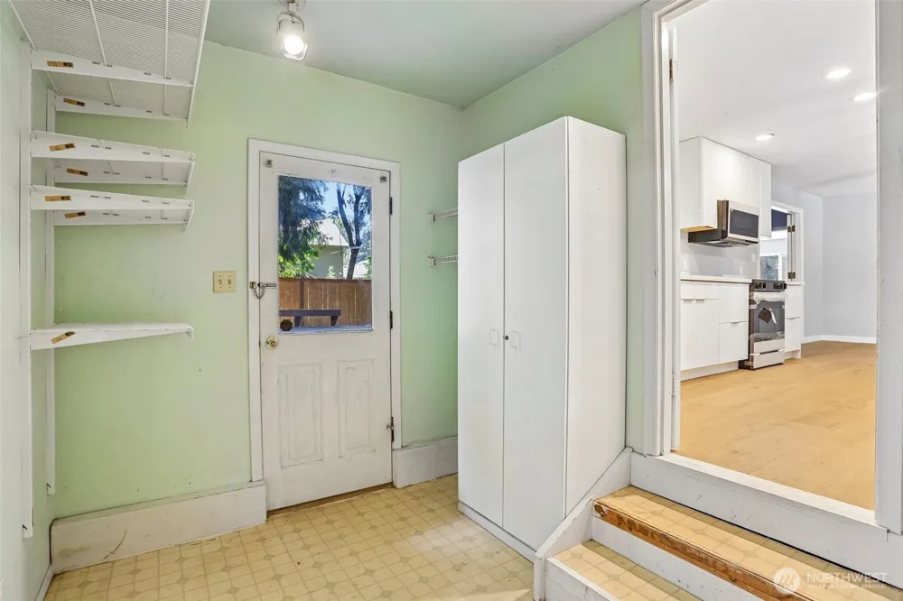 16220 Ambaum Boulevard S Burien, WA 98148