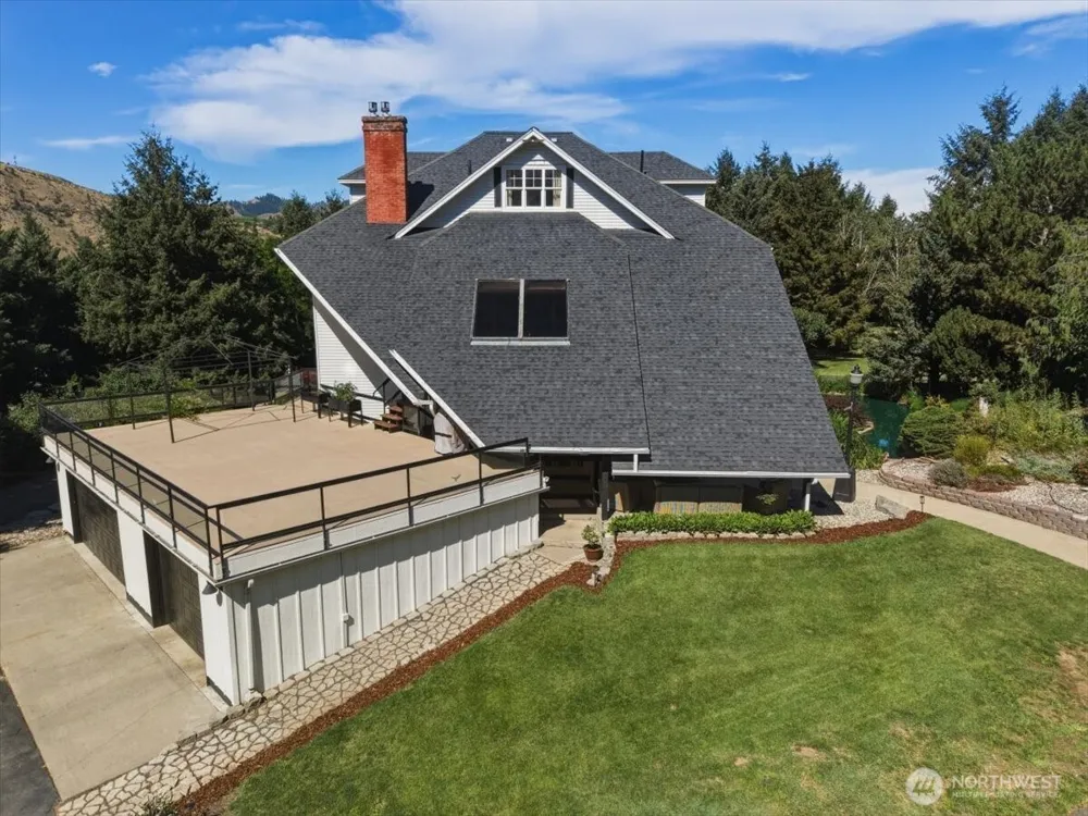 5397 Hughes Road Cashmere, WA 98815